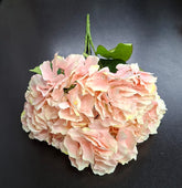 Buchet cu Hortensii roz pal – Flori Artificiale Elegante din Material Textil